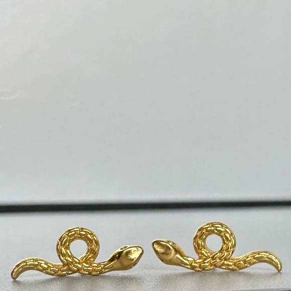 14k Gold Vermeil Snake Stud Earrings - Picture 14 of 16